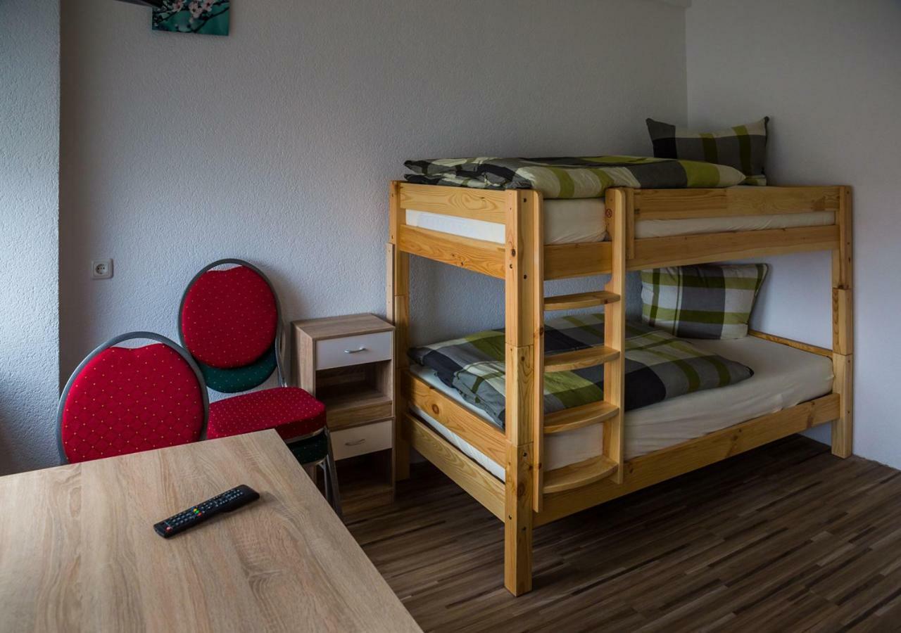 Boardinghouse Quickborn Vandrerhjem Quickborn  Eksteriør bilde